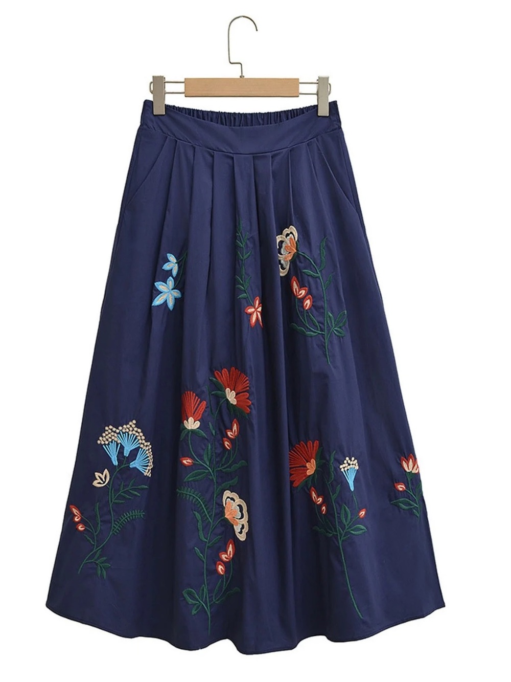 Navy Floral Two-Piece Crop Top & Maxi Skirt Set - Picture 5 of 12